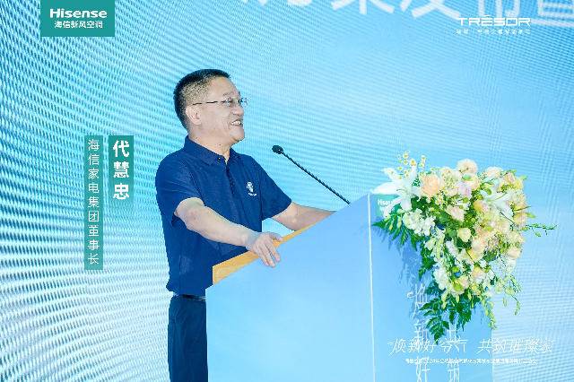 男人張開雙臂

中度可信度描述已自動(dòng)生成