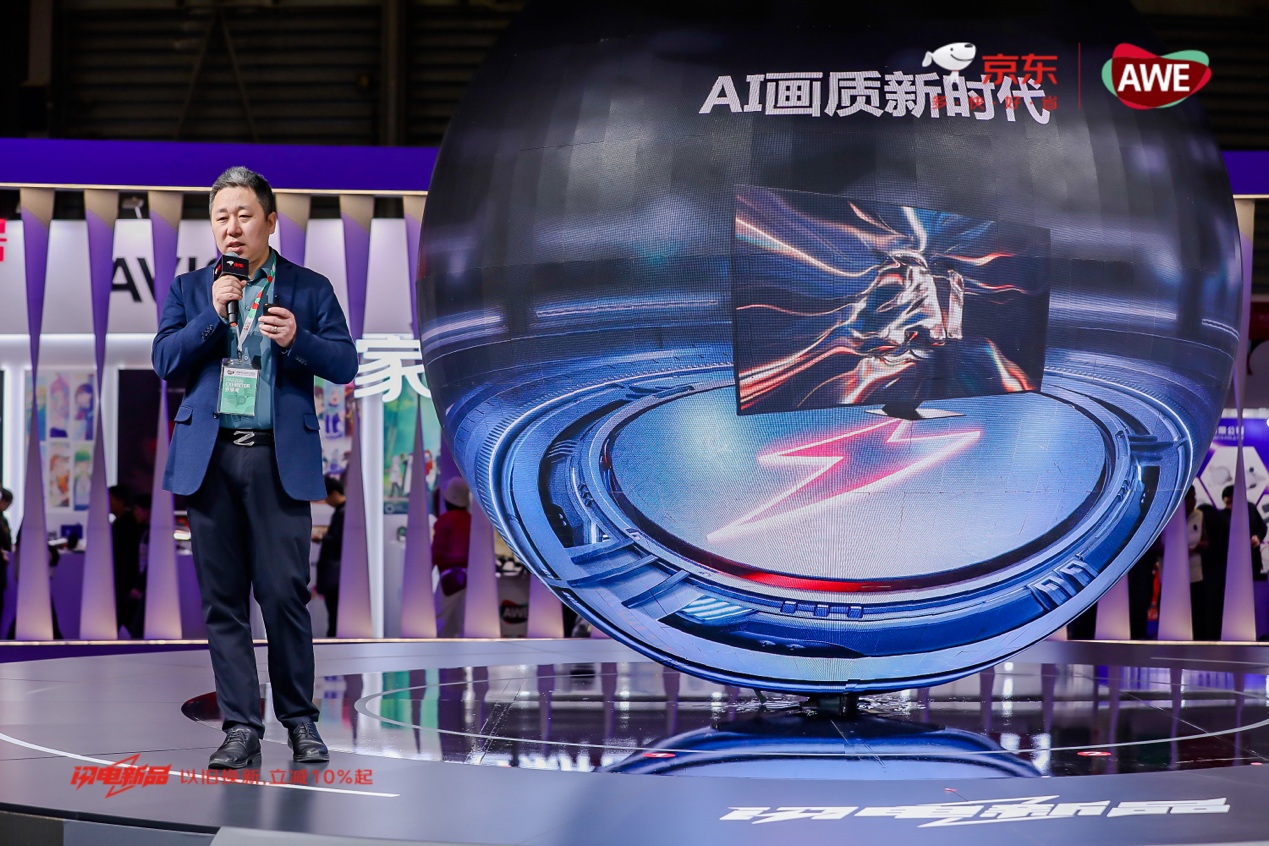 商店的玻璃窗上有貼商標(biāo)

低可信度描述已自動(dòng)生成